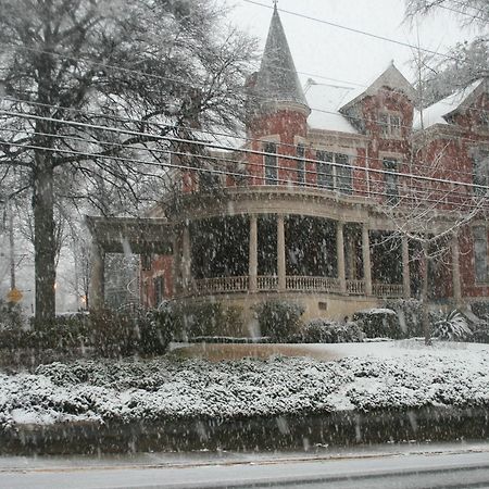 مبيت وإفطار ماكون Burke Mansion المظهر الخارجي الصورة