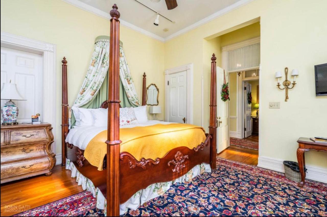 مبيت وإفطار ماكون Burke Mansion المظهر الخارجي الصورة