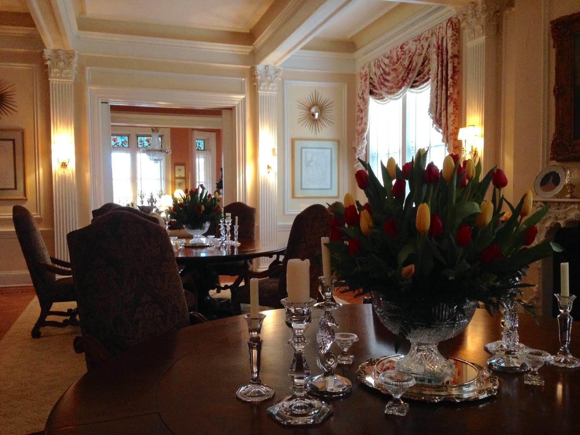 مبيت وإفطار ماكون Burke Mansion المظهر الخارجي الصورة